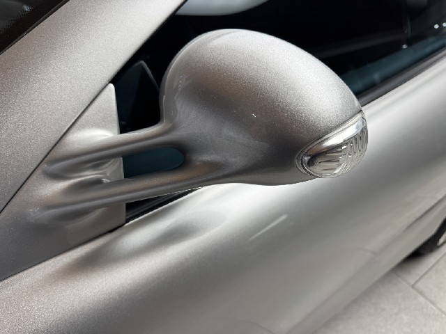 MERCEDES BENZ SLR MCLAREN 2004 Image 33