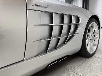 MERCEDES BENZ SLR MCLAREN 2004 Image 30