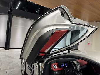 MERCEDES BENZ SLR MCLAREN 2004 Image 34