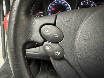 MERCEDES BENZ SLR MCLAREN 2004 Image 47