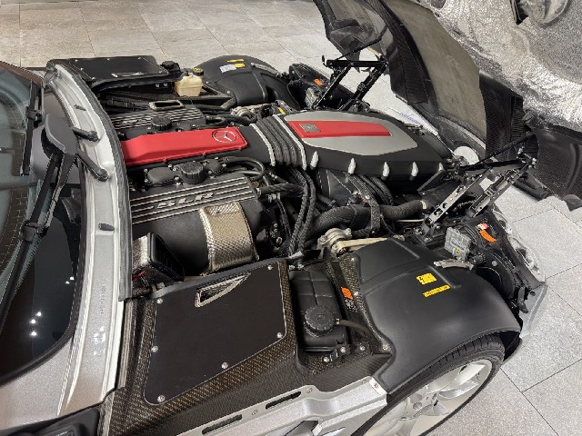 MERCEDES BENZ SLR MCLAREN 2004 Image 63