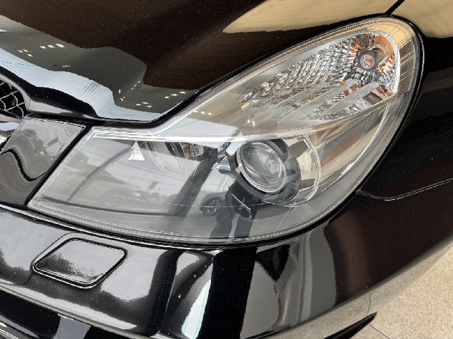 MERCEDES BENZ SL 2011 Image 19