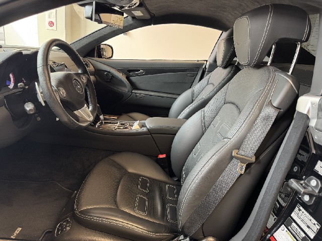 MERCEDES BENZ SL 2011 Image 32