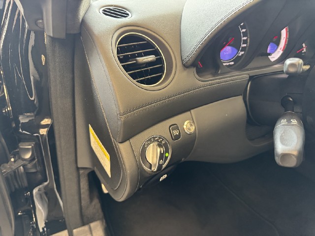 MERCEDES BENZ SL 2011 Image 42