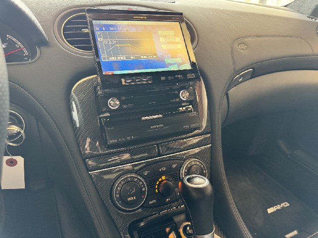 MERCEDES BENZ SL 2011 Image 52