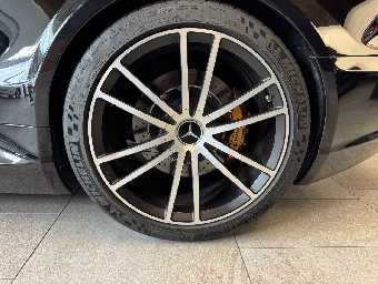 MERCEDES BENZ SL 2011 Image 10