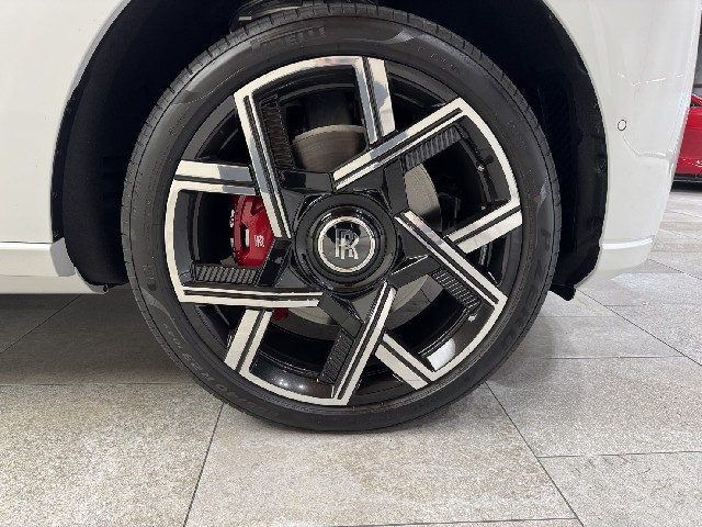 ROLLS ROYCE CULLINAN 2025 Image 21