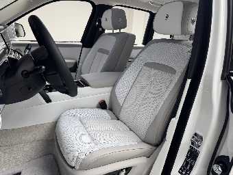 ROLLS ROYCE CULLINAN 2025 Image 24