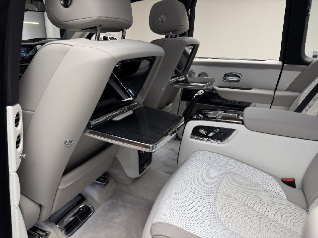 ROLLS ROYCE CULLINAN 2025 Image 32