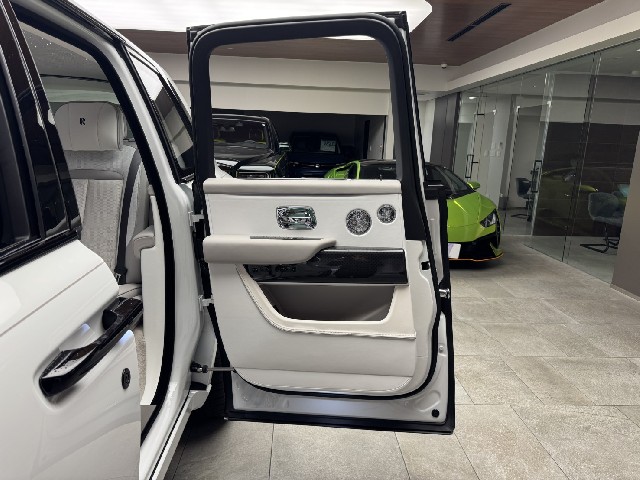 ROLLS ROYCE CULLINAN 2025 Image 35