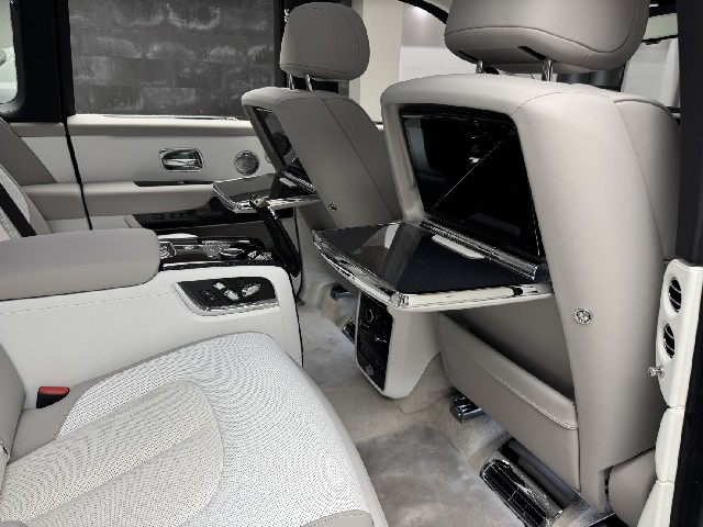 ROLLS ROYCE CULLINAN 2025 Image 36