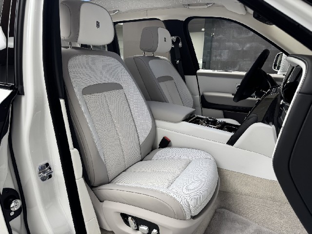 ROLLS ROYCE CULLINAN 2025 Image 42