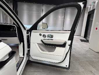 ROLLS ROYCE CULLINAN 2025 Image 37