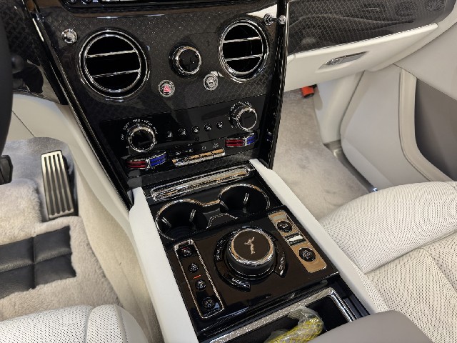 ROLLS ROYCE CULLINAN 2025 Image 50