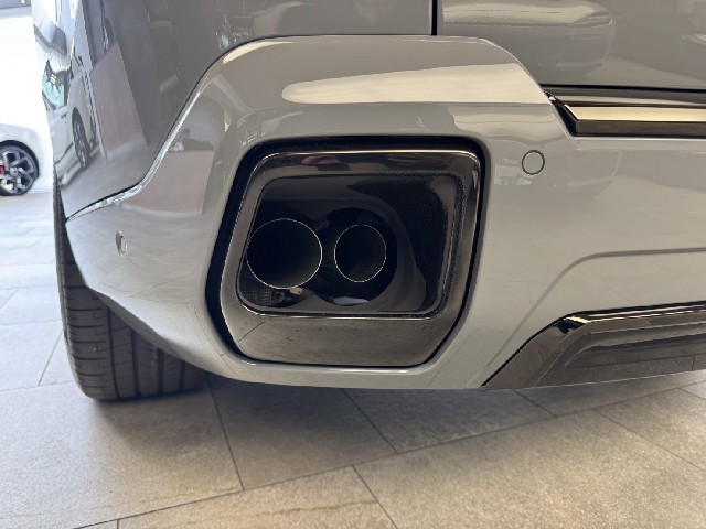 ROLLS ROYCE CULLINAN 2025 Image 32