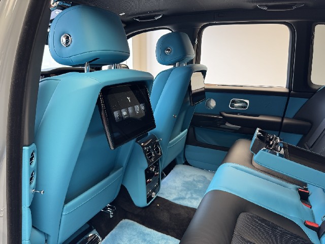 ROLLS ROYCE CULLINAN 2025 Image 42