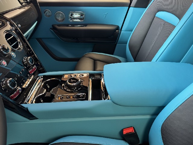 ROLLS ROYCE CULLINAN 2025 Image 72