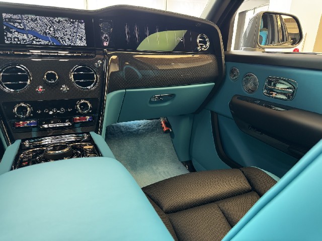 ROLLS ROYCE CULLINAN 2025 Image 81
