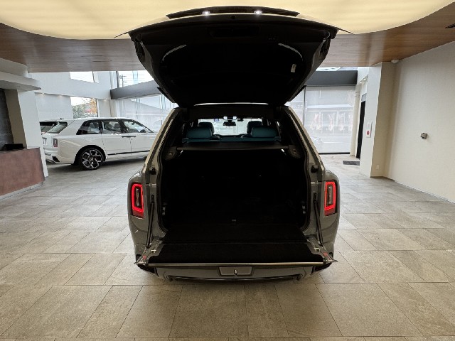 ROLLS ROYCE CULLINAN 2025 Image 99