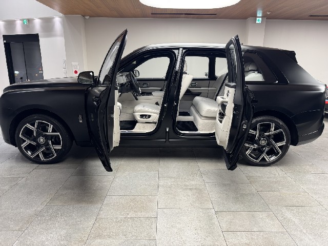ROLLS ROYCE CULLINAN 2025 Image 19