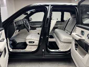 ROLLS ROYCE CULLINAN 2025 Image 14