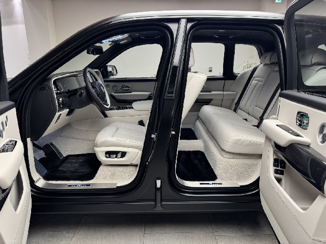ROLLS ROYCE CULLINAN 2025 Image 20