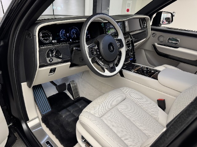 ROLLS ROYCE CULLINAN 2025 Image 34