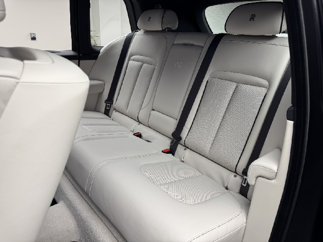 ROLLS ROYCE CULLINAN 2025 Image 41