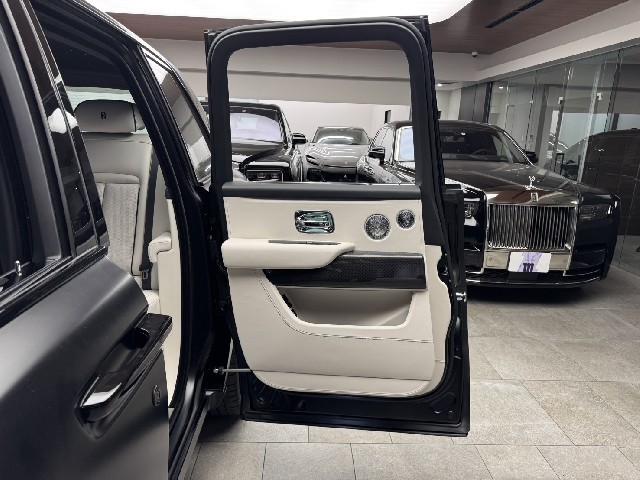 ROLLS ROYCE CULLINAN 2025 Image 42
