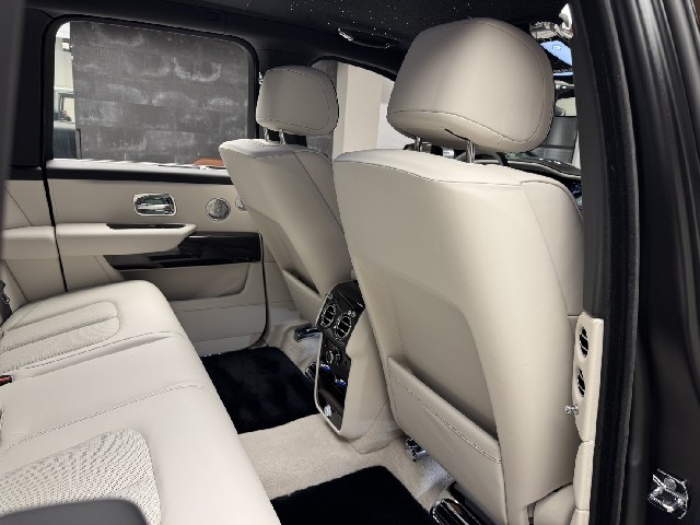 ROLLS ROYCE CULLINAN 2025 Image 43