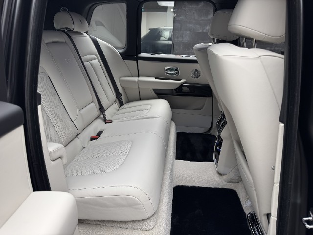ROLLS ROYCE CULLINAN 2025 Image 44