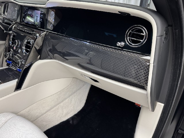 ROLLS ROYCE CULLINAN 2025 Image 53