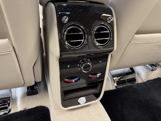 ROLLS ROYCE CULLINAN 2025 Image 72