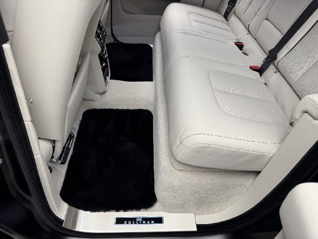 ROLLS ROYCE CULLINAN 2025 Image 75