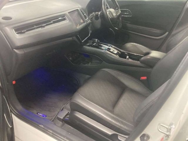 HONDA VEZEL 2020 Image 19