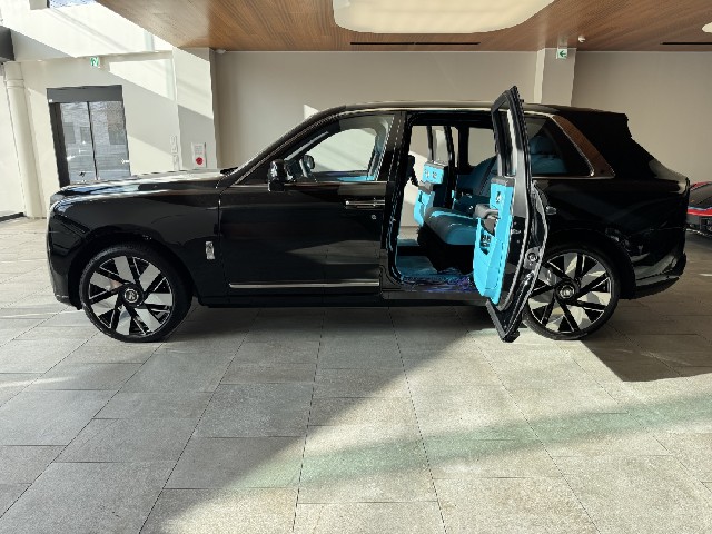 ROLLS ROYCE CULLINAN 2025 Image 20