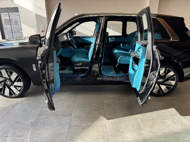 ROLLS ROYCE CULLINAN 2025 Image 21