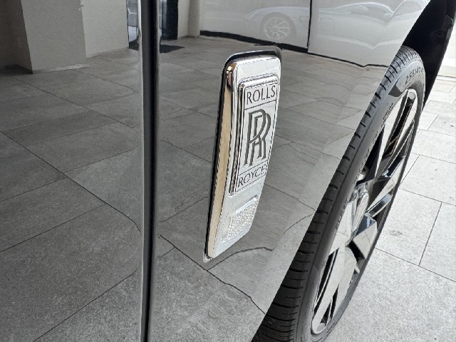 ROLLS ROYCE CULLINAN 2025 Image 36