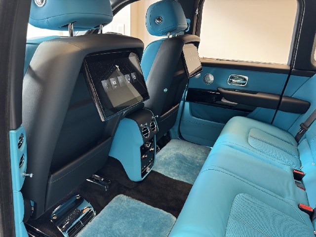 ROLLS ROYCE CULLINAN 2025 Image 42