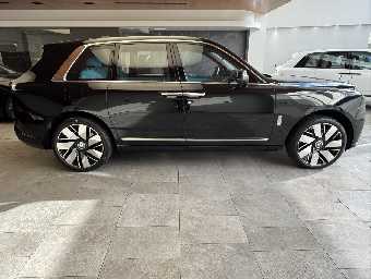 ROLLS ROYCE CULLINAN 2025 Image 4