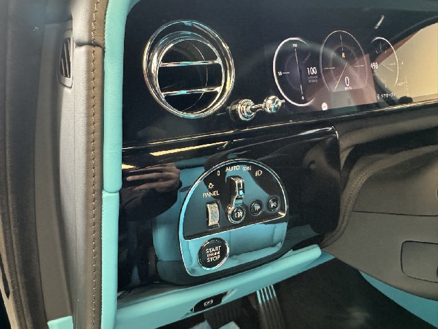 ROLLS ROYCE CULLINAN 2025 Image 58