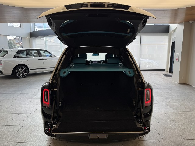 ROLLS ROYCE CULLINAN 2025 Image 76