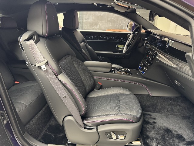 ROLLS ROYCE SPECTRE 2025 Image 31