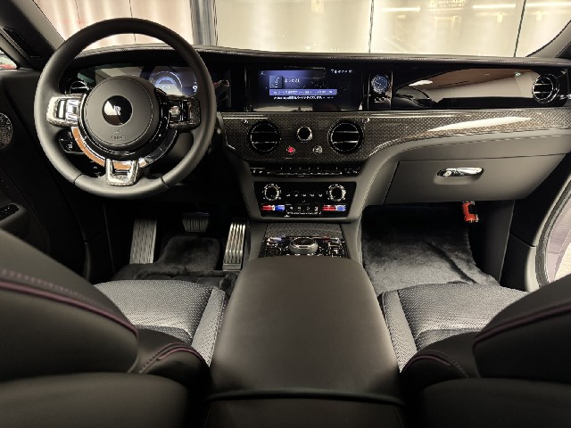 ROLLS ROYCE SPECTRE 2025 Image 39