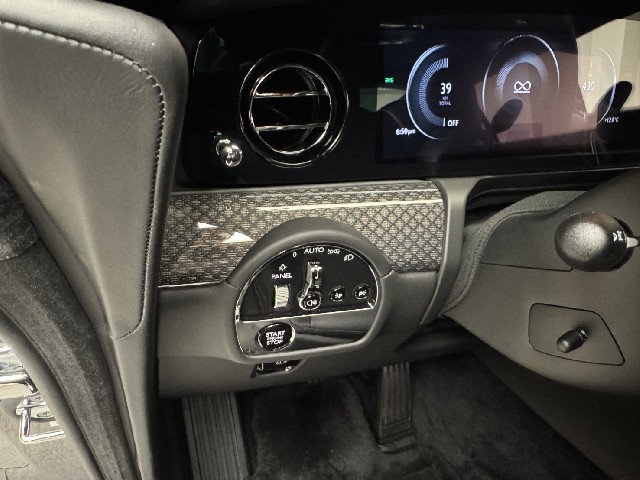 ROLLS ROYCE SPECTRE 2025 Image 41