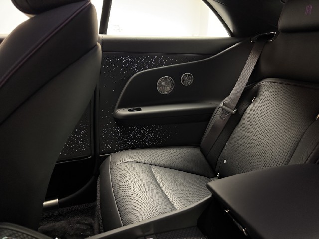 ROLLS ROYCE SPECTRE 2025 Image 66