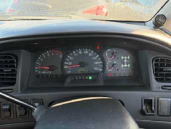 MITSUBISHI DELICA SPACE GEAR 2001 Image 8