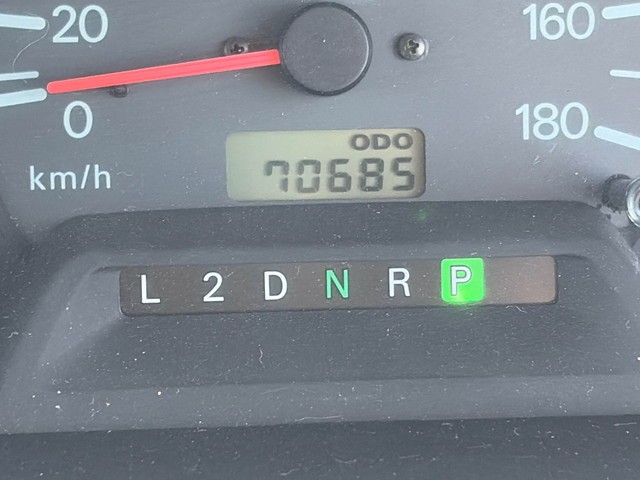 MITSUBISHI DELICA SPACE GEAR 2001 Image 21