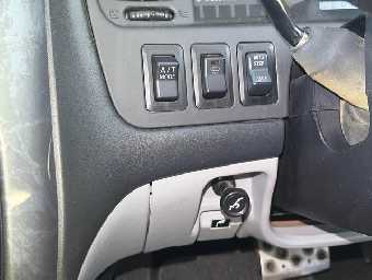 MITSUBISHI DELICA SPACE GEAR 2001 Image 12