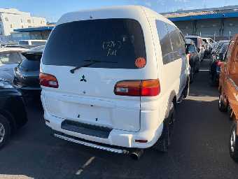 MITSUBISHI DELICA SPACE GEAR 2001 Image 4